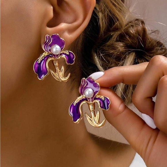 Banana Republic Jewelry - Purple Floral Pearl Accent Earrings - Women Jewelry R 390